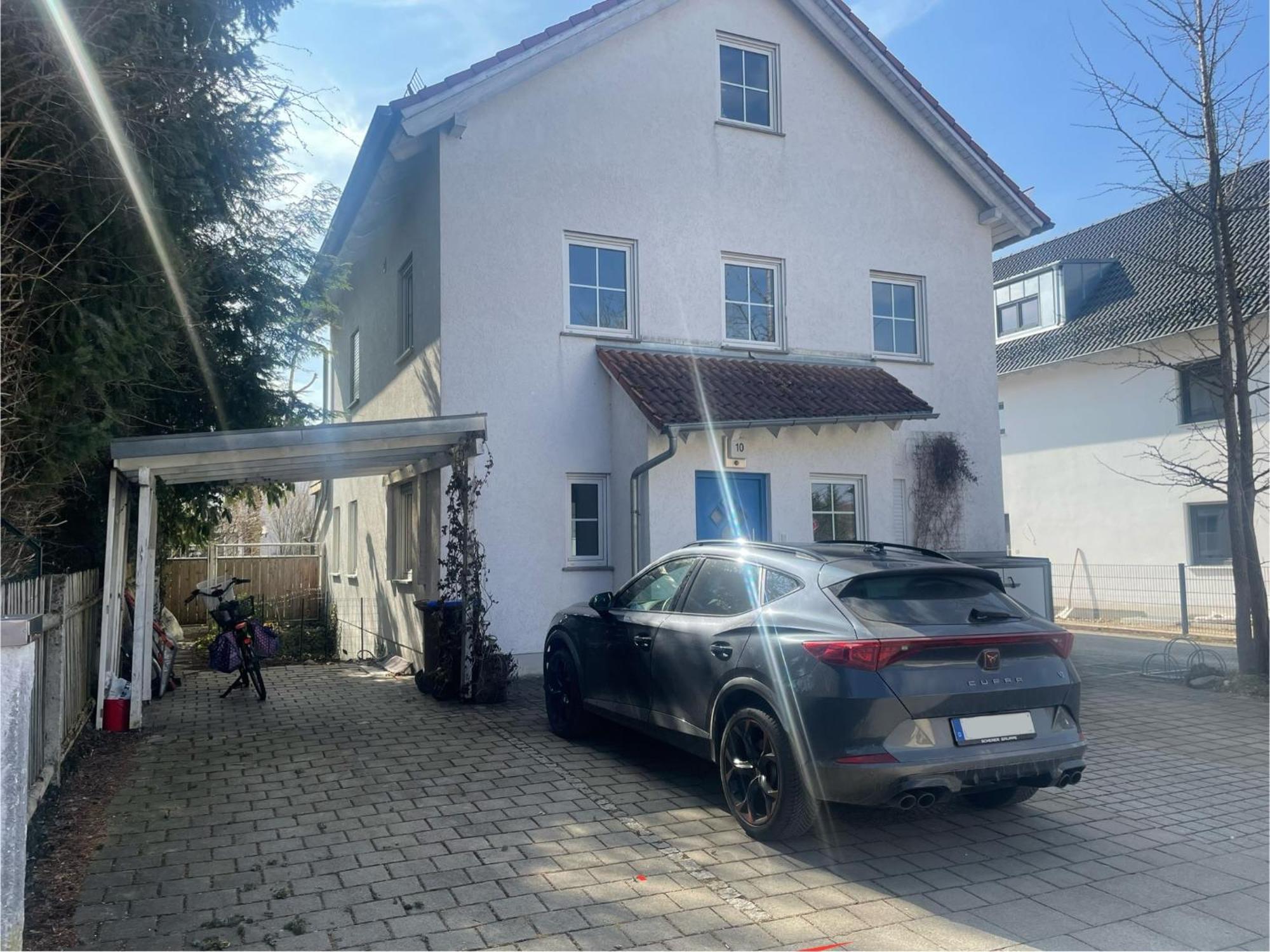 Apartment Perfekt Fuer 6! Kueche Netflix Bbq Parkplaetze Haar (Munich)