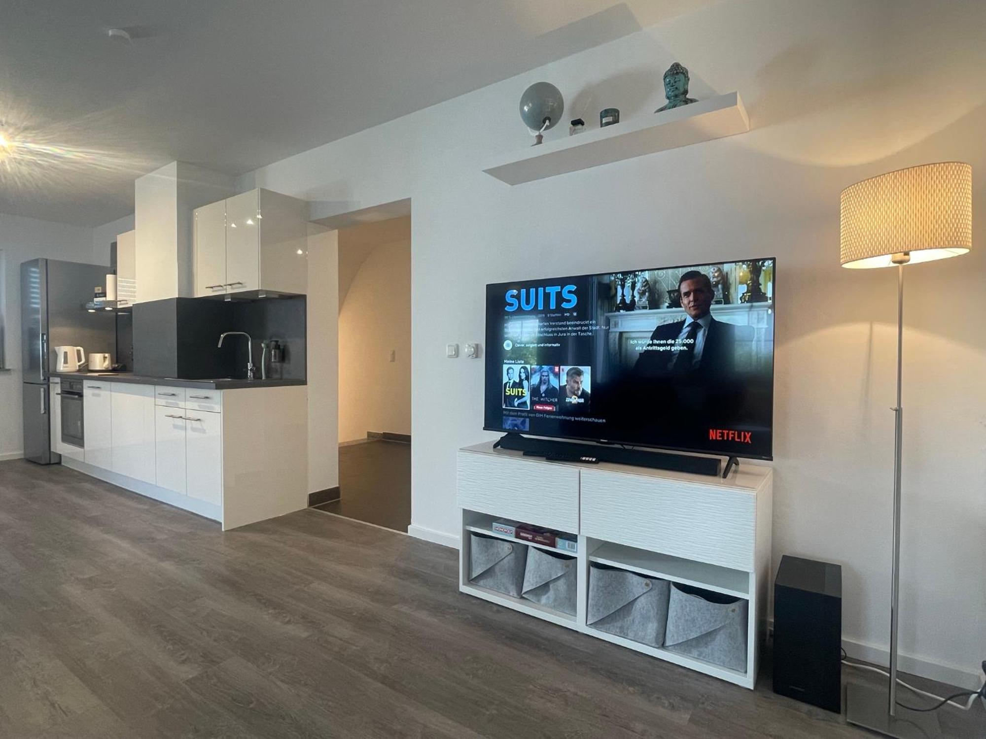Perfekt Fuer 6! Kueche Netflix Bbq Parkplaetze Apartment